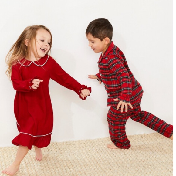 Edgehill Collection Christmas Plaid Family Matching 2 Piece Pajama Set - Picture 3 of 9